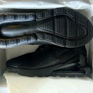 Nike airman 270 black on black